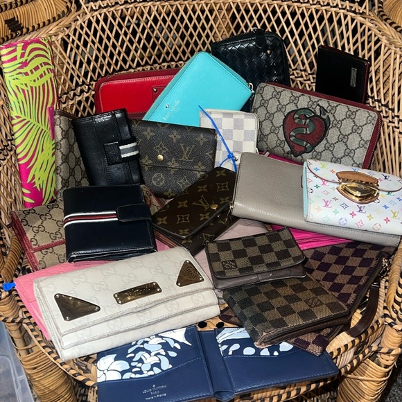 CLEARANCE! STORE CLOSING SOON! PRICES REDUCED, CONSIDERING OFFERS! - Picture 1 of 2